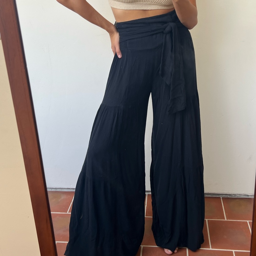 BLACK WIDE LEG PANTS
